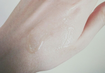 雅詩蘭黛小棕瓶精華怎么樣 雅詩蘭黛小棕瓶面部精華好用嗎 雅詩蘭黛小棕瓶精華怎么樣 雅詩蘭黛小棕瓶面部精華好用嗎