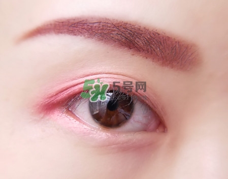 迪奧五色眼影畫法 迪奧五色眼影盤畫法 迪奧五色眼影畫法 迪奧五色眼影盤畫法