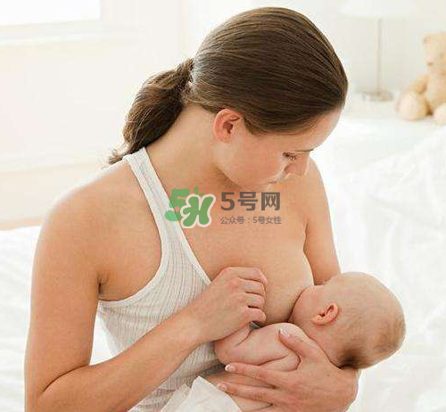 母乳喂養(yǎng)會乳糖不耐受嗎？母乳喂養(yǎng)會過度喂養(yǎng)嗎？