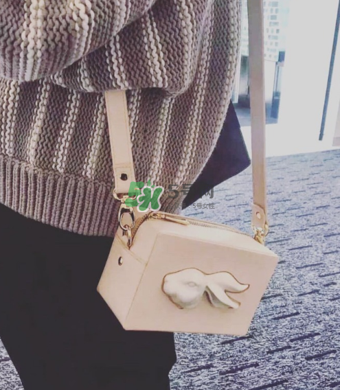 andres gallardo包包多少錢？andres gallardo陶瓷兔子包價(jià)格