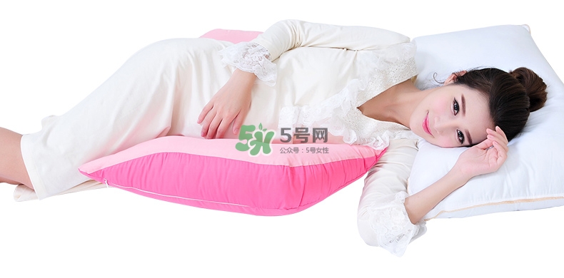 孕婦左側(cè)臥怎么睡舒服？孕婦左側(cè)臥位