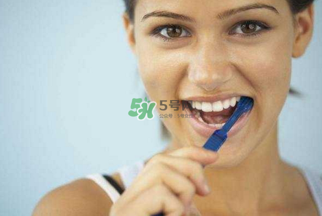 漱口水有用嗎？漱口水后要用清水嗎？