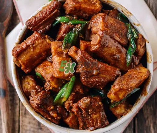 香芋蒸排骨怎么做？香芋燜排骨的做法