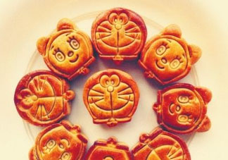 月餅烤裂了什么原因？月餅烤的時(shí)候?yàn)槭裁磿?huì)變形？