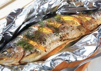 烤餅干可以用錫紙嗎？烤餅干用錫紙還是油紙