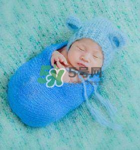 巨大兒的智商有問題嗎？巨大兒怎么喂養(yǎng)？