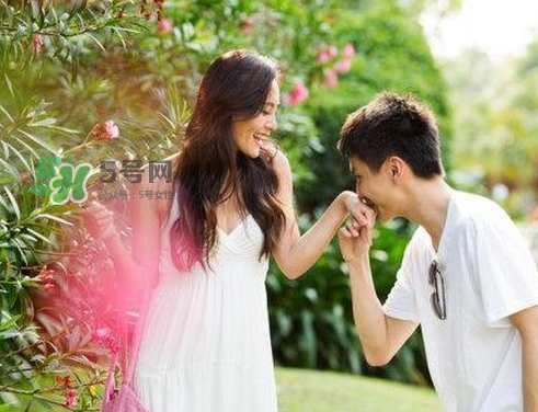 婚外情如何調(diào)查取證？網(wǎng)絡(luò)聊天記錄屬于婚外情證據(jù)嗎？