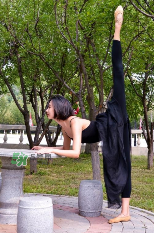 拉筋多久才能下一字馬？一字馬要練多久？