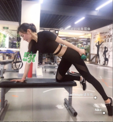 8個(gè)高效瘦手臂動作圖解 快速告別拜拜肉 8個(gè)高效瘦手臂動作圖解 快速告別拜拜肉