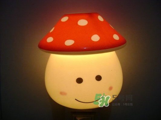 帶嬰兒自駕游準(zhǔn)備什么？帶寶寶自駕游注意事項(xiàng)