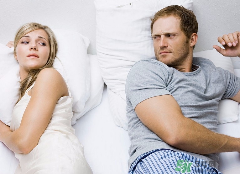 男人出軌前有什么征兆？為什么男人更容易出軌？