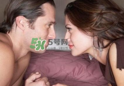 男人出軌前有什么征兆？為什么男人更容易出軌？