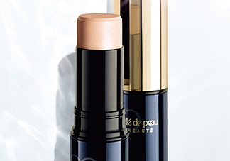 cpb光潤粉凝膏粉底膏怎么樣？cpb光潤粉底膏粉凝膏好用嗎