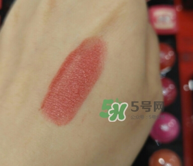 迪奧夾心999和迪奧金屬999哪個(gè)好看_試色對(duì)比 迪奧夾心999和迪奧金屬999哪個(gè)好看_試色對(duì)比