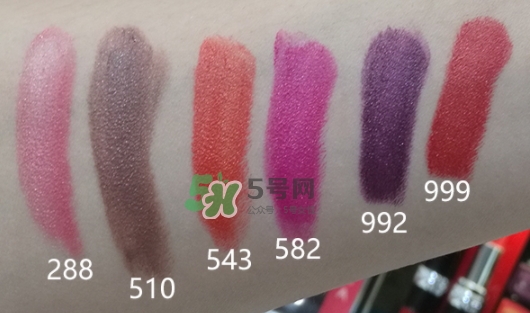 迪奧夾心999多少錢？迪奧夾心999口紅專柜價(jià)格