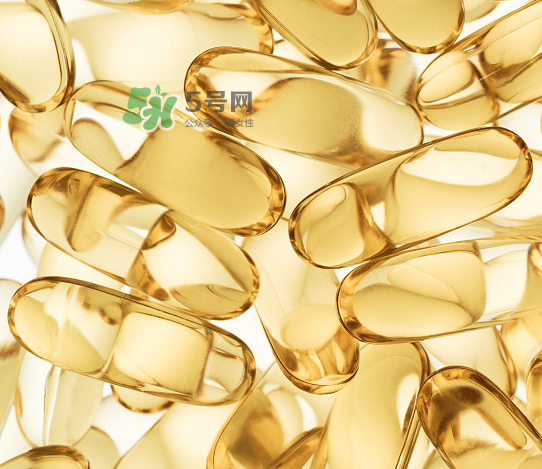 魚肝油怎么喂給寶寶吃？嬰兒魚肝油怎么喂？