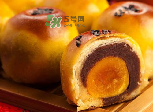 蛋黃酥烤多長時間最好？蛋黃酥烤多久？