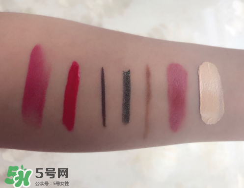 bobbi brown卸妝油好用嗎？芭比波朗卸妝油怎么樣？