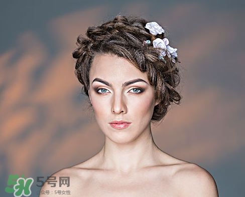 眼睛發(fā)黃是不是肝不好？眼睛發(fā)黃跟肝有關(guān)系嗎？