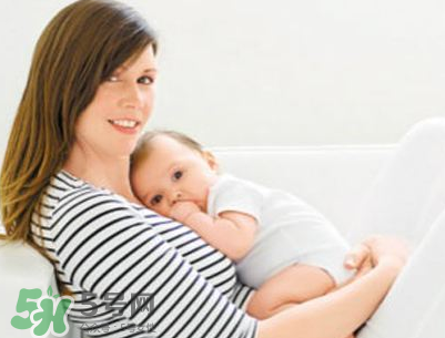 哺乳期來(lái)一次月經(jīng)就沒(méi)來(lái)了正常嗎？哺乳期會(huì)來(lái)幾次月經(jīng)？