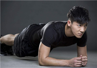 平板支撐會影響長高嗎？做平板支撐會不會長不高？