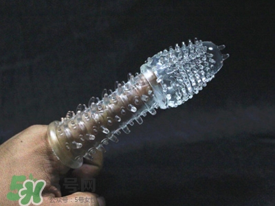 狼牙棒避孕套能用幾回？狼牙棒避孕套能和震動(dòng)環(huán)搭配使用嗎？