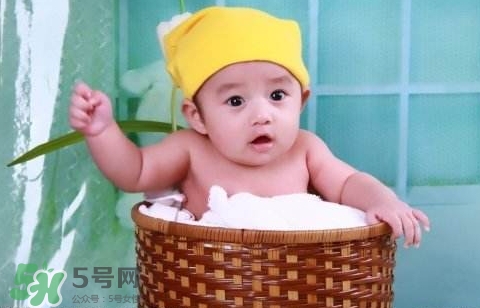 寶寶的性別差異什么時候形成？寶寶的性別差異是與生俱來的嗎？