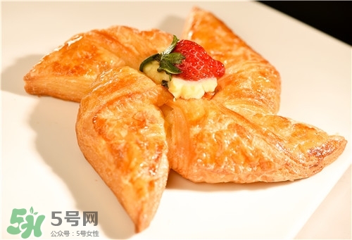 早餐吃面包會(huì)胖嗎？早餐吃面包好不好？