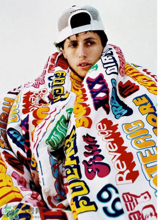 supreme與hysteric glamour2017秋冬聯(lián)名怎么樣_好看嗎？