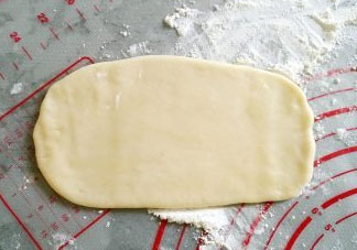 蛋黃酥油皮破了怎么辦？做蛋黃酥油皮破皮原因