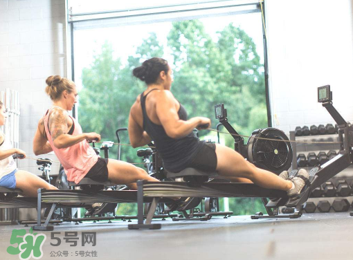 劃船機(jī)是有氧運(yùn)動(dòng)嗎？劃船機(jī)是有氧還是無氧？