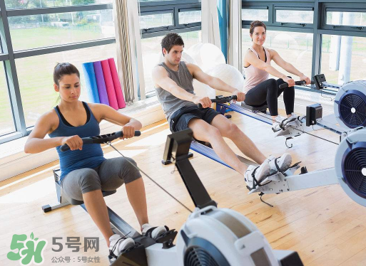 劃船機(jī)是有氧運(yùn)動(dòng)嗎？劃船機(jī)是有氧還是無氧？