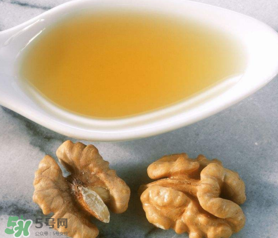 初蘊核桃油好嗎？初蘊核桃油怎么樣？