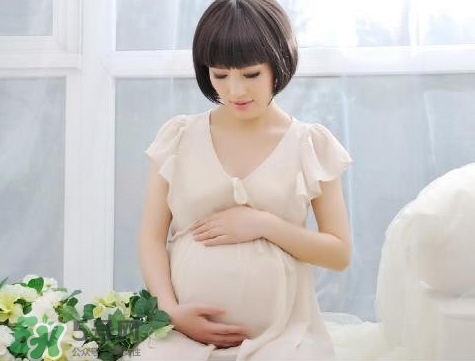 大腿長了妊娠紋怎么辦？為什么大腿外側(cè)有條紋？