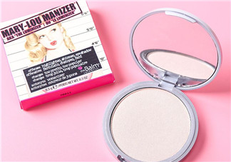 The balm高光粉餅怎么樣？The balm高光粉餅好用嗎？
