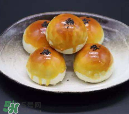 吃蛋黃酥會胖嗎？減肥可以吃蛋黃酥？