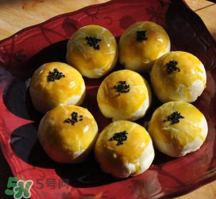 吃蛋黃酥會胖嗎？減肥可以吃蛋黃酥？