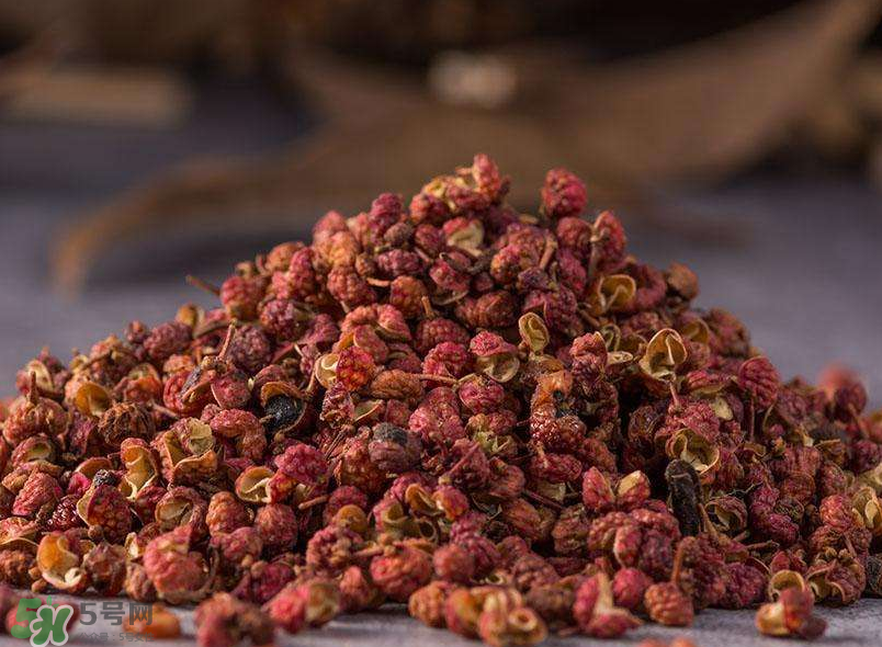 花椒泡腳有什么好處？花椒泡腳可以天天泡嗎？