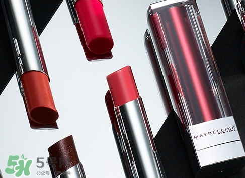 美寶蓮小燈管唇膏色號_美寶蓮縱情耀唇膏試色圖 美寶蓮小燈管唇膏色號_美寶蓮縱情耀唇膏試色圖