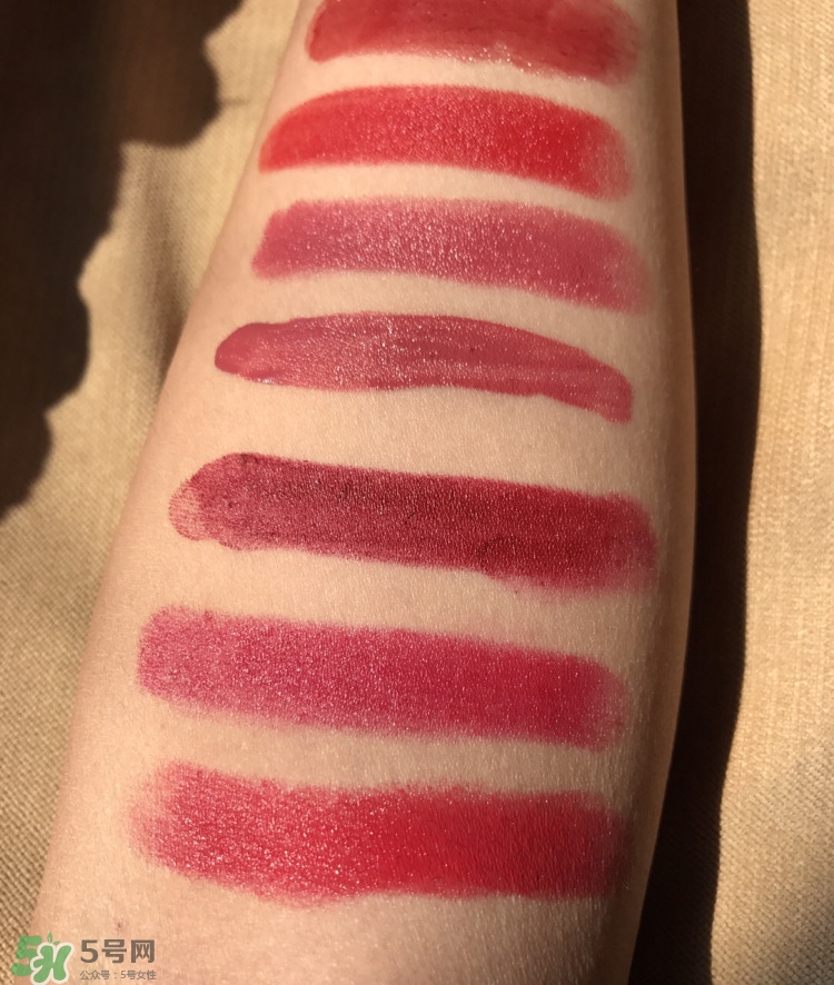 秋冬口紅適合什么的顏色 適合秋冬的口紅顏色 秋冬口紅適合什么的顏色 適合秋冬的口紅顏色