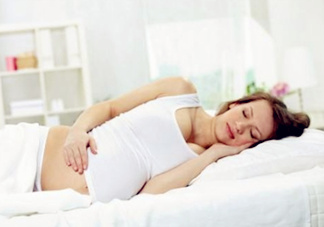 羊水早破多久會生？羊水早破會肚子疼嗎？