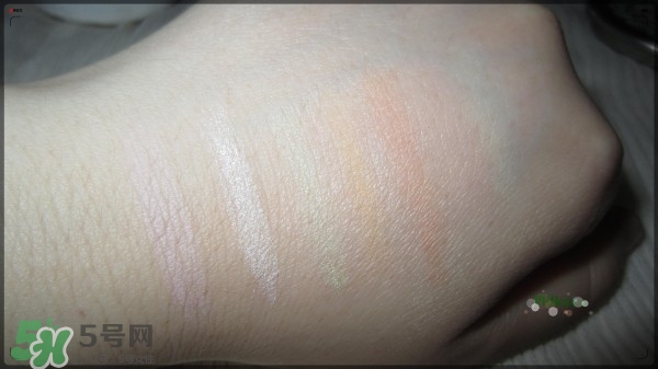 嬌蘭幻彩流星蜜粉餅色號怎么選 嬌蘭幻彩流星粉餅試色 嬌蘭幻彩流星蜜粉餅色號怎么選 嬌蘭幻彩流星粉餅試色