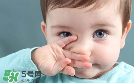 寶寶剪指甲剪到肉怎么辦？寶寶剪指甲流血了怎么辦？