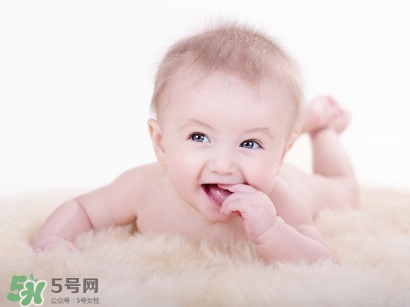 兒童安全座椅要坐到幾歲？兒童安全座椅適合多大的孩子？