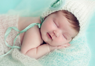 嬰兒幾個(gè)月可以做寶寶椅？嬰兒安全椅安裝方法