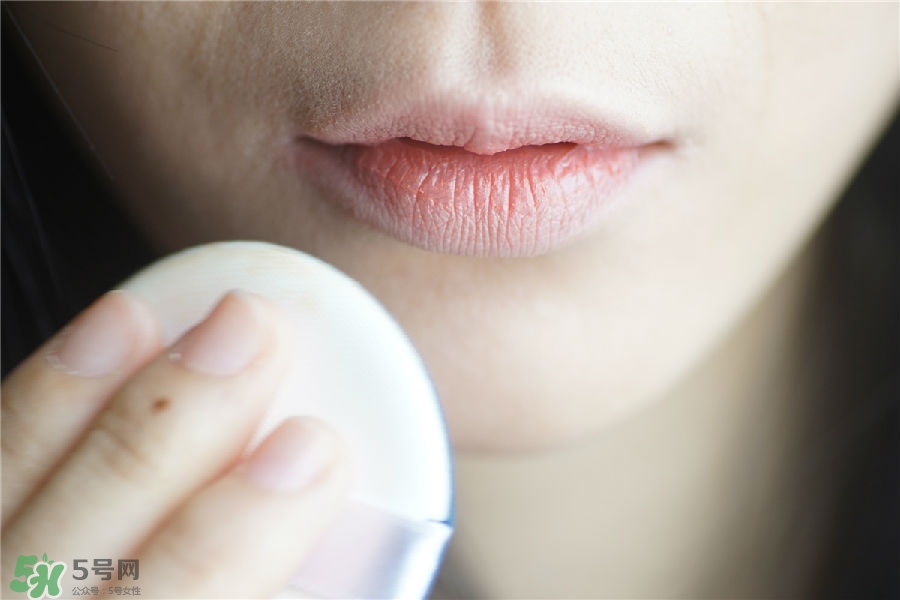 希思黎抗氧保濕唇膏哪個好看 選哪個好 希思黎抗氧保濕唇膏哪個好看 選哪個好