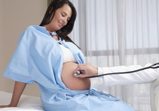 如何預(yù)防羊水早破？羊水早破能保胎多久？