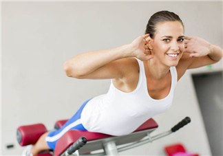 羅馬椅挺身很傷腰嗎？羅馬椅挺身對(duì)腰有傷害嗎？