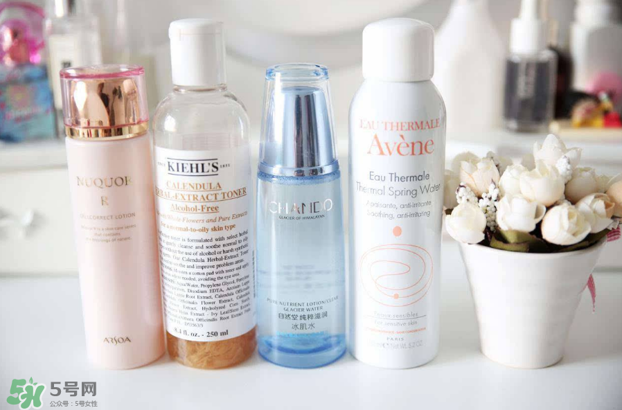 光擦保濕型化妝水就能有效保濕?怎樣正確的使用化妝水？