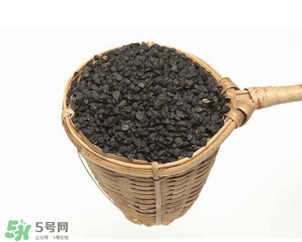 韭菜籽可以泡酒嗎？韭菜籽可以腌著吃嗎？